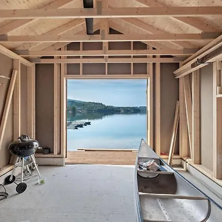 Nybygd Ved Sjøen Feriehus
