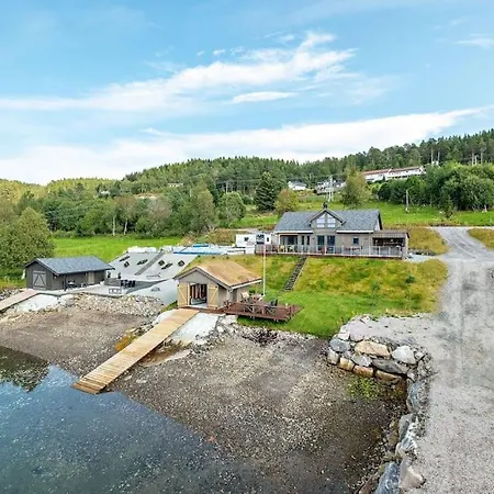 Feriehus Nybygd Ved Sjøen Øygarden